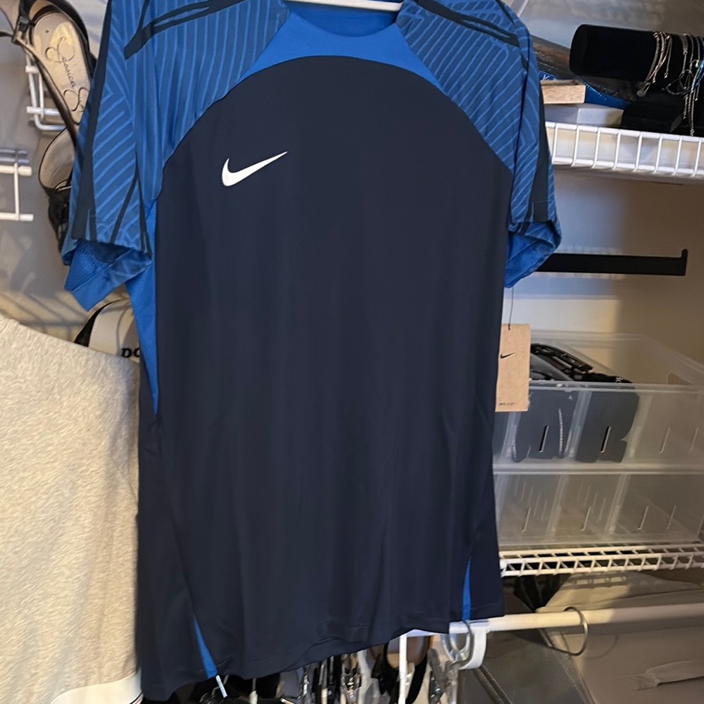 Nike Men's Navy and Royal Blue Jersey